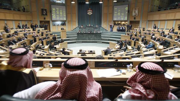 “تضامن” ترحب بإلغاء العذر المخفف لمرتبكي جرائم الشرف وتدعو لإلغاء المادة 308
